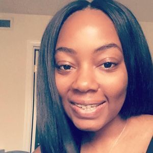 Meet your Posher, Alethia